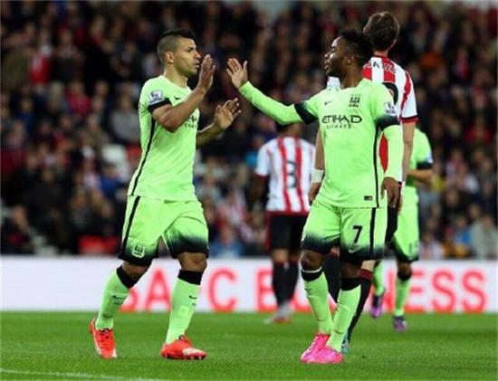 学校坚持的 学校坚持的